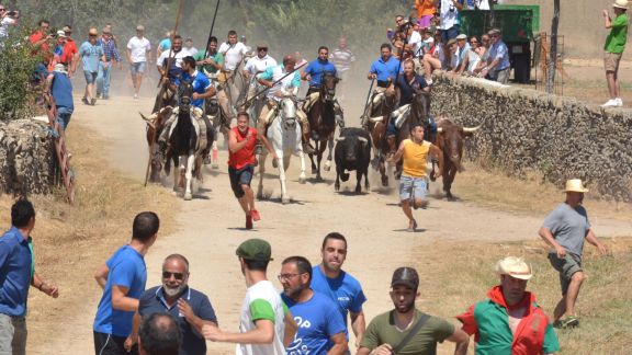 Encierro a caballo